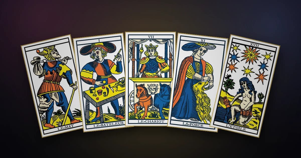 Stesa di tarocchi per il rientro di settembre con i Tarocchi di Marsiglia — Tarot Nova